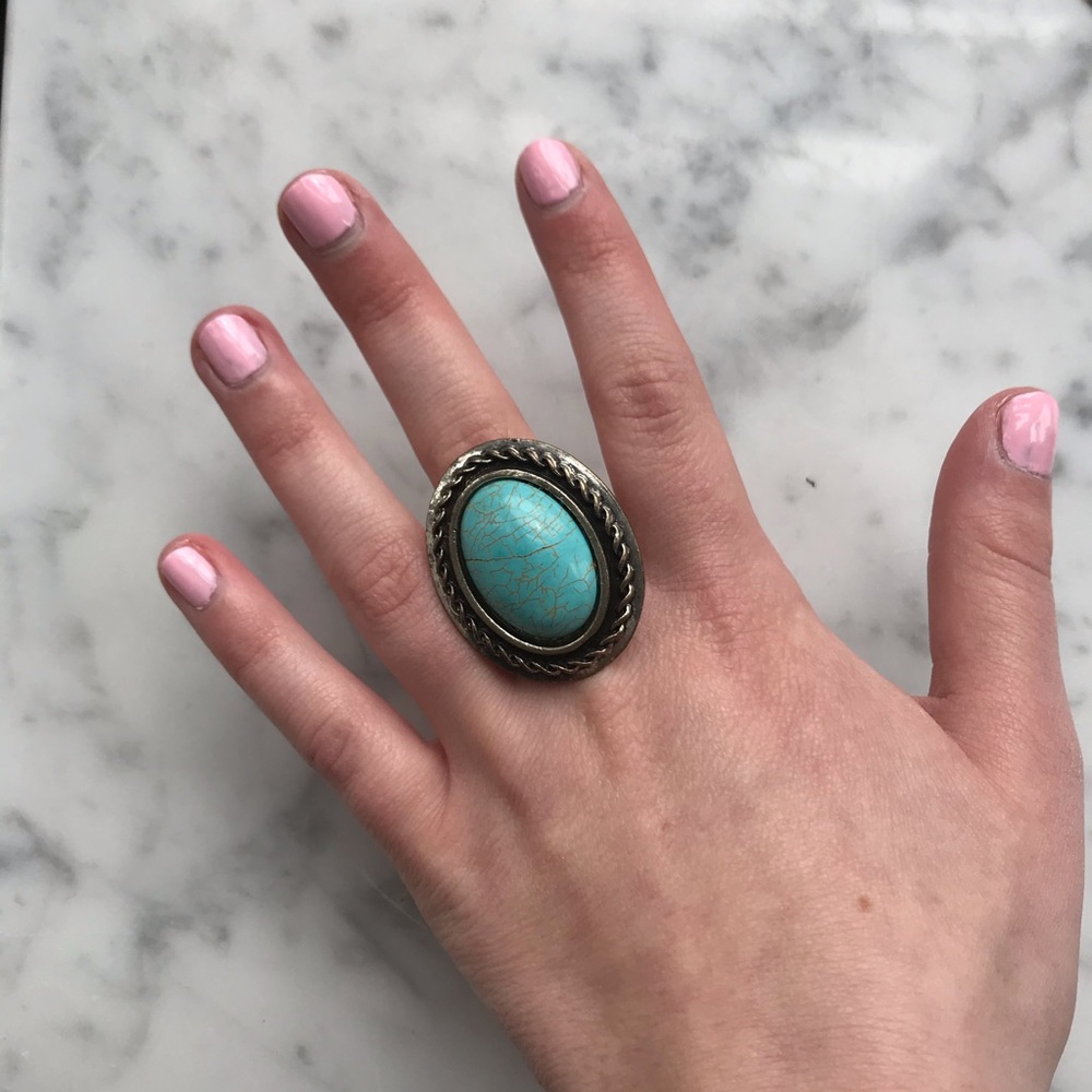 Turquoise stone ring